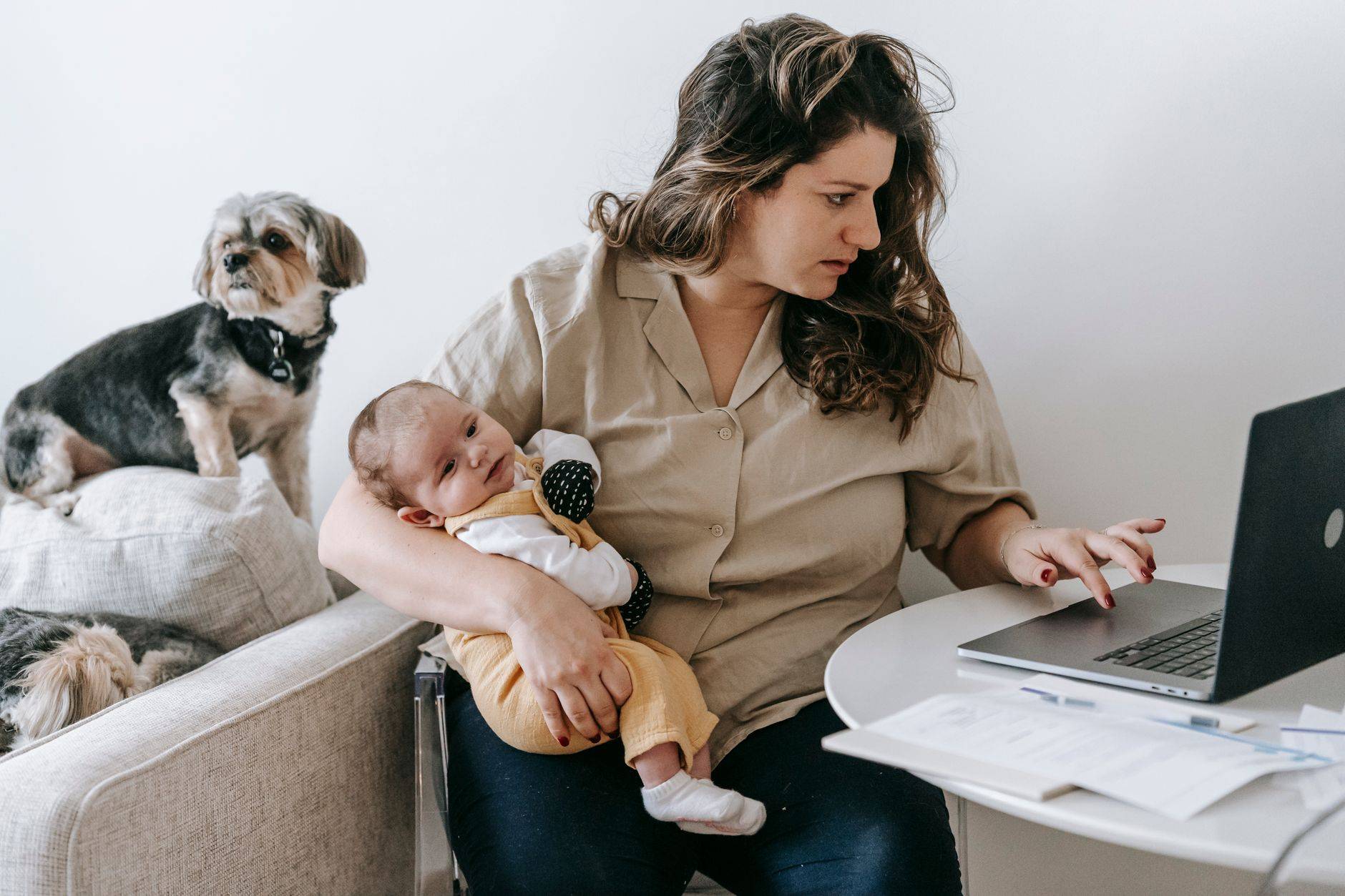 5 Ways to Crush Working Mom Guilt and Enjoy Family Time